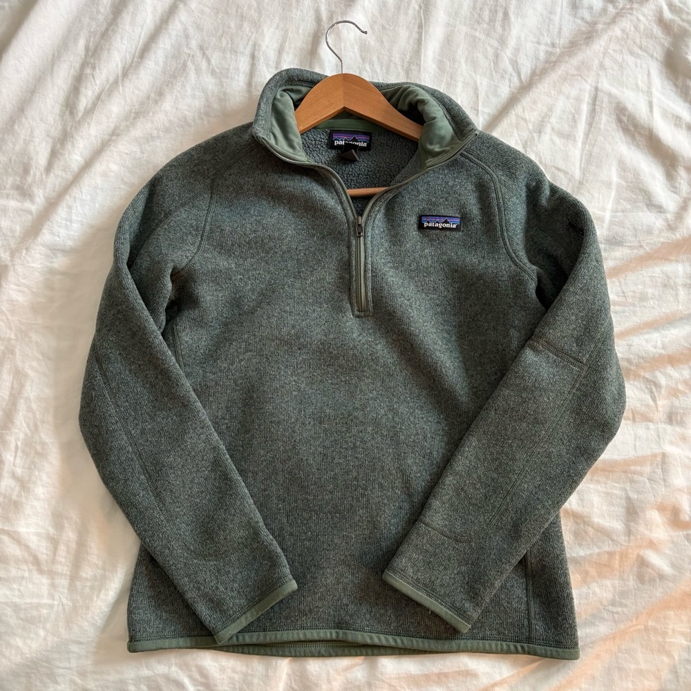 🗻 Patagonia Kids Forest Green Pullover Sweater